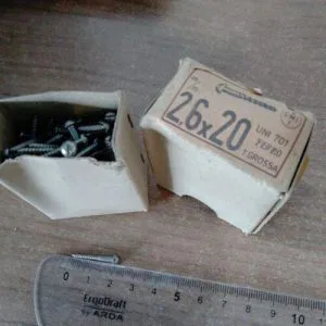 VF3) 110gr Viti taglio legno restauro mobili antichi ferro smi uni 701 2,6 20