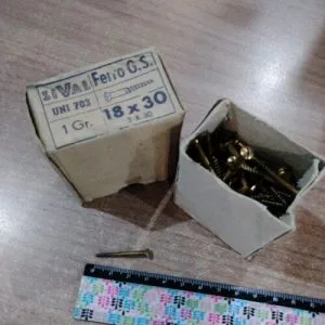 VF8 180gr Viti legno taglio restauro mobili bronzo ferro GS uni 703 18x30 bomb.