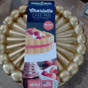Nordic Ware Cake Pan Gold Made In America Per Torta Charlotte