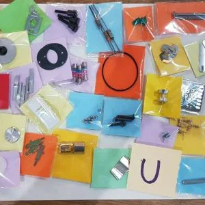 LOTTO STOCK (U)  SILMA EUMIG BAUER CINGHIE RICAMBI MINUTERIA RARO VINTAGE S8