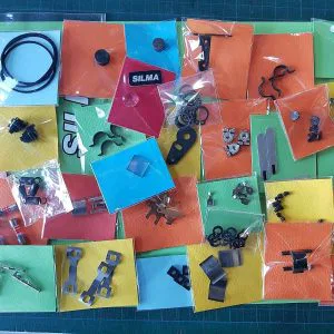 LOTTO STOCK (A)  SILMA EUMIG BAUER CINGHIE RICAMBI MINUTERIA RARO VINTAGE S8