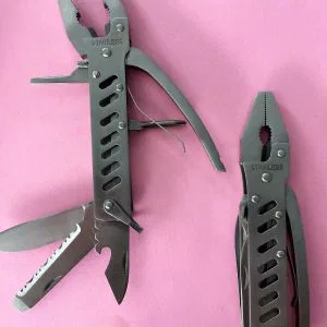 PINZA MULTIUSO MULTIFUNZIONE CON COLTELLO OFFERTA CACCIAVITE SEGHETTO ACCIAIO