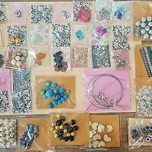 COD-F2 STOCK LOTTO mix KIT STARTER BIGIOTTERIA charms perline perle beads