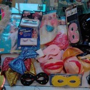 Lotto C accessori carnevale II SCELTA maschere cappelli