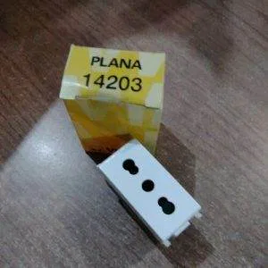 VIMAR plana 14203 presa 2p + T 16A P17/11 bianco