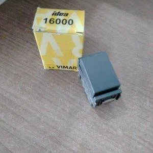 VIMAR interruttore 1P 10AX GRIGIO IDEA 16000