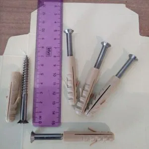 C) Fischer 5 Pezzi Tassello M8 - S Vite Acciaio Taglio