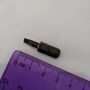 USH Inserto Taglio 0,8x4  lunghezza 25mm