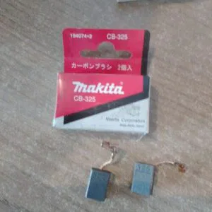 COPPIA SPAZZOLE CARBONCINI MAKITA CB-325 RICAMBIO ORIGINALE carbon brush