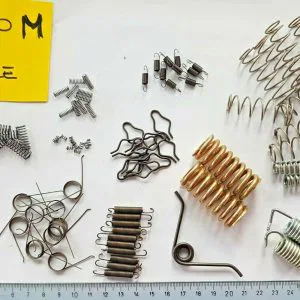 Lotto M stock MOLLE assortite 100Pz MISTI minuteria ferramenta hobby modellismo