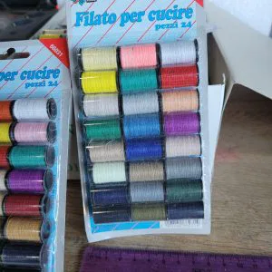 ROCCHETTI FILO CUCITO COLORI ASSORTITI OFFERTA filato