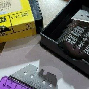 10 PZ LAMA TRAPEZIO piccole COLTELLI STANLEY 1- 11- 908 mm-50xH19 LAME RICAMBIO