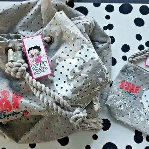 V118 BETTY BOOP  Lotto scuola cartoleria cancelleria IDEA REGALO