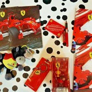 V126  FERRARI  Lotto scuola cartoleria cancelleria IDEA REGALO