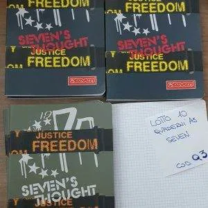 Q3 lotto stock quaderni A5 SEVEN quadretti 10 pz scuola cartoleria carta 80 GR.