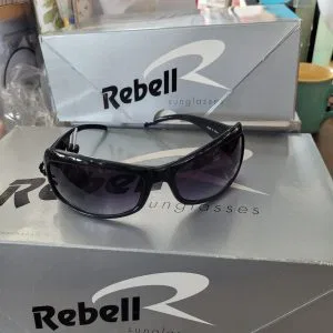 A4 REBELL SUNGLASSES 1 pz OCCHIALI SOLE NERO UV400 CAT. 3
