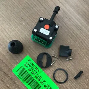 Joystick 20.0102.180/A FTC L2S 3P 1M IP 6547 SK AMP CONN VOL NON multitel