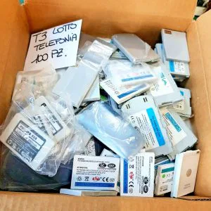 T3 LOTTO ACCESSORI TELEFONIA BATTERIE NUOVE COMPATIBILI CELLULARI PHONE TELEFONI