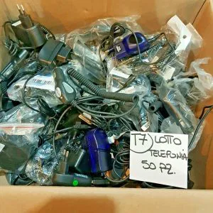 T7 LOTTO ACCESSORI TELEFONIA CARICA BATTERIE COMPATIBILI CELLULARI AUTO CASA