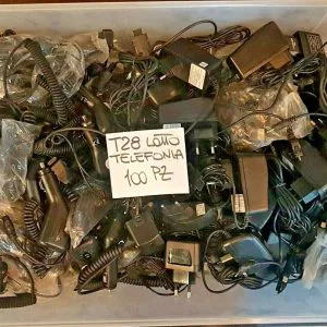 T28 LOTTO ACCESSORI TELEFONIA CARICA BATTERIE COMPATIBILI CELLULARI AUTO CASA