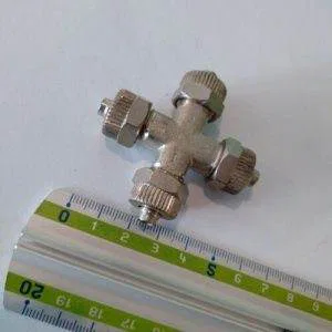 Raccordo Calzamento 4 Vie Croce Mod C