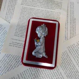AR18) Decorazione Peltro Velluto Rosso Bambina Fiori Preghiera Vintage Antica