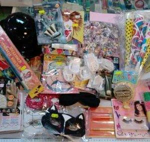 Lotto H accessori carnevale II SCELTA maschere cappelli trucchi make up
