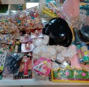 Lotto L accessori carnevale II SCELTA cappelli trucchi coriandoli makeup
