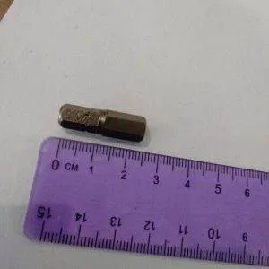 Cod.Essw2) Inserto esagonale SW 2  lunghezza 25mm SW2