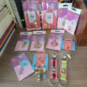 N2) lotto NICI CIONDOLI TELEFONINO LACCETTI PORTACHIAVI GADGET IDEA REGALO RARO