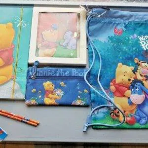 V40 WINNIE THE POOH    stock lotto scuola cartoleria cancelleria IDEA REGALO