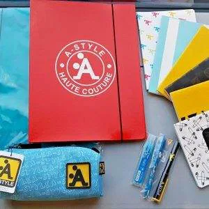V10  stock lotto A STYLE  scuola cartoleria cancelleria diario quaderni