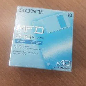 scatola sigillata MFD 2HD 1,44 MB IBM FORMATTED 3,5
