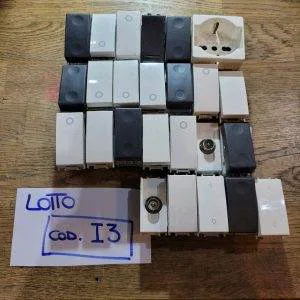 LOTTO ELETTRICO (COD.I3) 25 PZ INTERRUTTORI PRESE PULSANTI GEWISS FEB