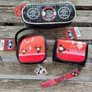 V143 PUCCA Lotto scuola cartoleria cancelleria portafoglio IDEA REGALO DIARIO