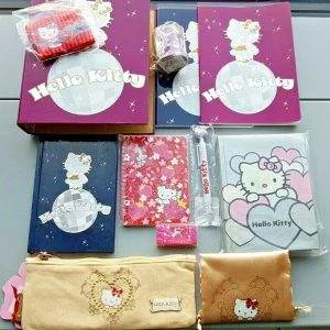 V22 stock lotto HELLO KITTY SET scuola cartoleria cancelleria diario IDEA REGALO