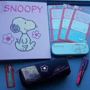 V97 SNOOPY   Lotto scuola cartoleria cancelleria IDEA REGALO