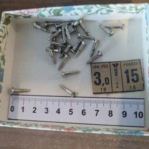 WF8) Viti x Legno Restauro Mobili 3x15 ferro uni 703  bombata taglio 25pz