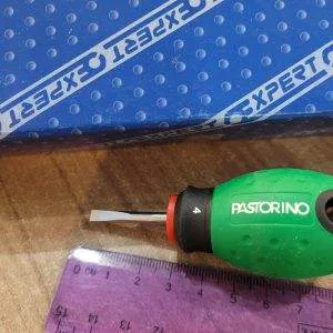 PASTORINO GIRAVITE A TAGLIO 384 N 0,8x4x30 EXPERT PROFESSIONALE CACCIAVITE