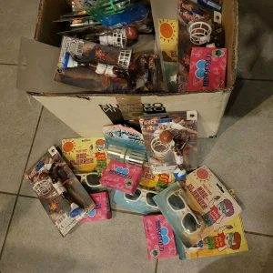 LOTTO 50 BLISTER GIOCHI GIOCATTOLI MISTI OFFERTA RIVENDITA LOTTERIA