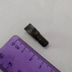 Cod.TG1.6x8) Inserto Taglio 1,6x8 lunghezza 25mm