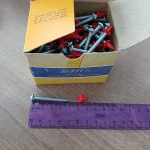 BF FISSATORI CHIODI SCATOLA 100 PZ DA 1/4