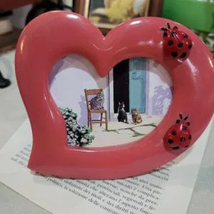 AR20) Cornice Cuore  Rosso Coccinelle Con Stampa Gattini Vintage