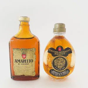 (cod:11)  LOTTO 2 BOTT. AMARETTO DI SARONNO E VECCHIA ROMAGNA BRANDY MIGNON