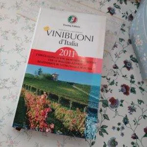 Vini buoni d'Italia 2011 Vinibuoni Guida Vitigni Touring Editore Collezione